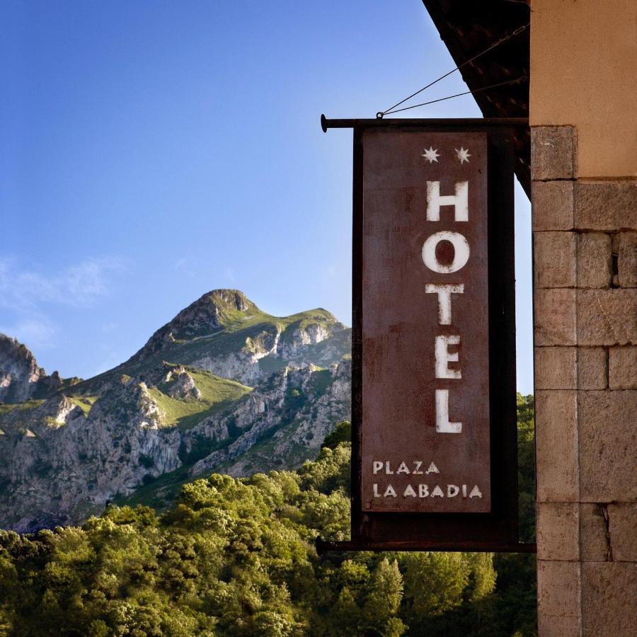 Hotel La Plaza 2*